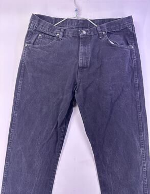 Wrangler Rugged Wear Black Jeans Size 38/32